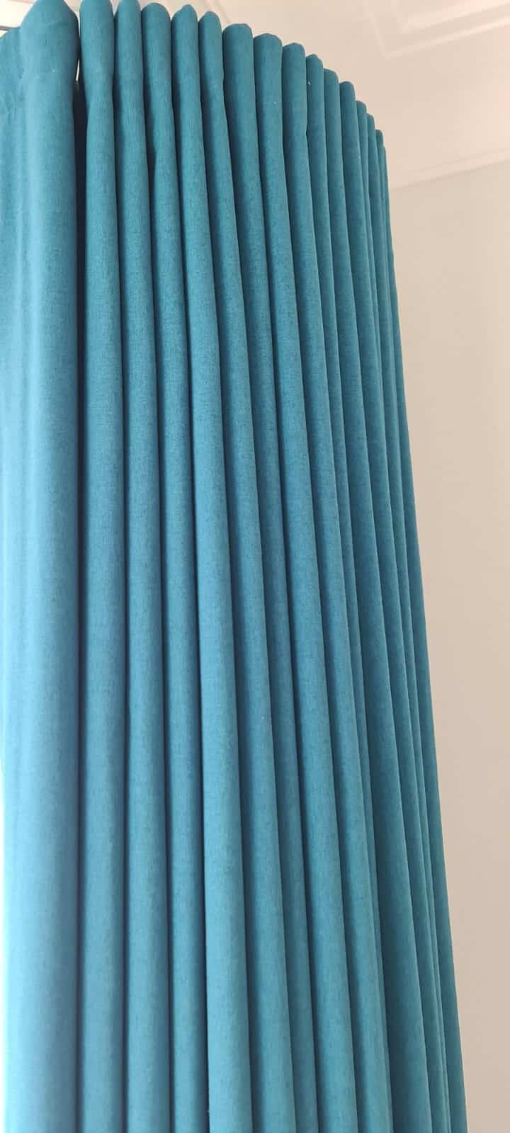 Wave curtains
